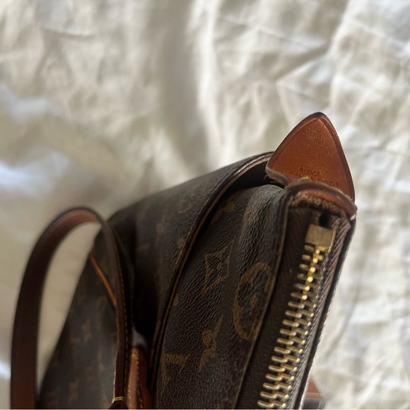 Louis Vuitton Monogram Totally MM - Picture 5 of 9